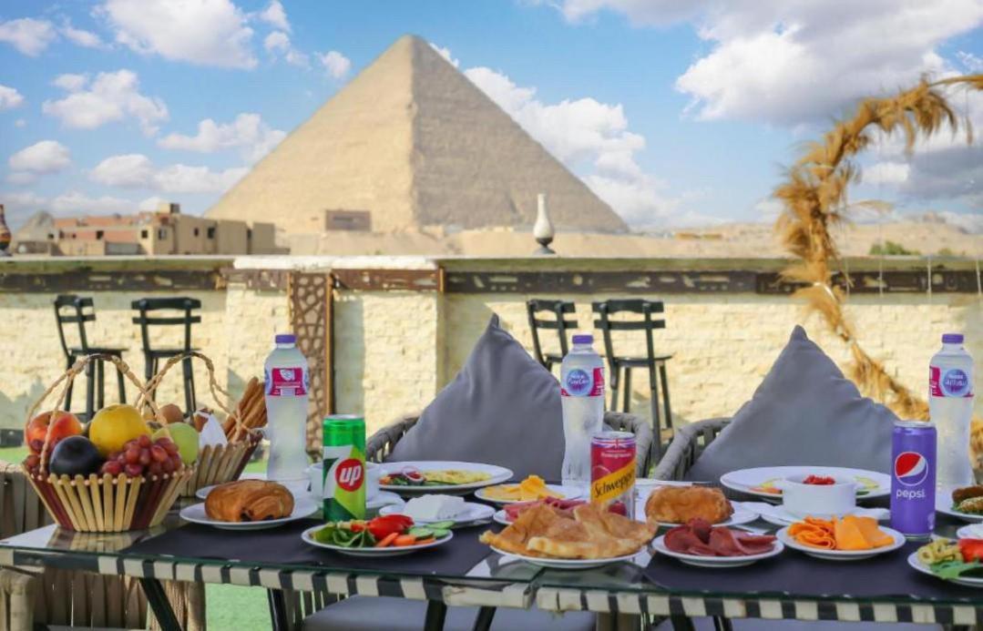 Thoth Pyramids Inn Kafrat al Jabal Bagian luar foto